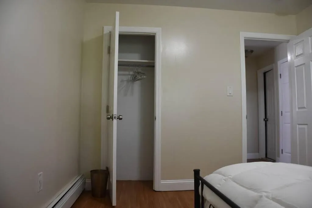 2 Ptivet Bedroom,1 Bathroom,Kitchen,Self Check In,Free Parking New York Apartment